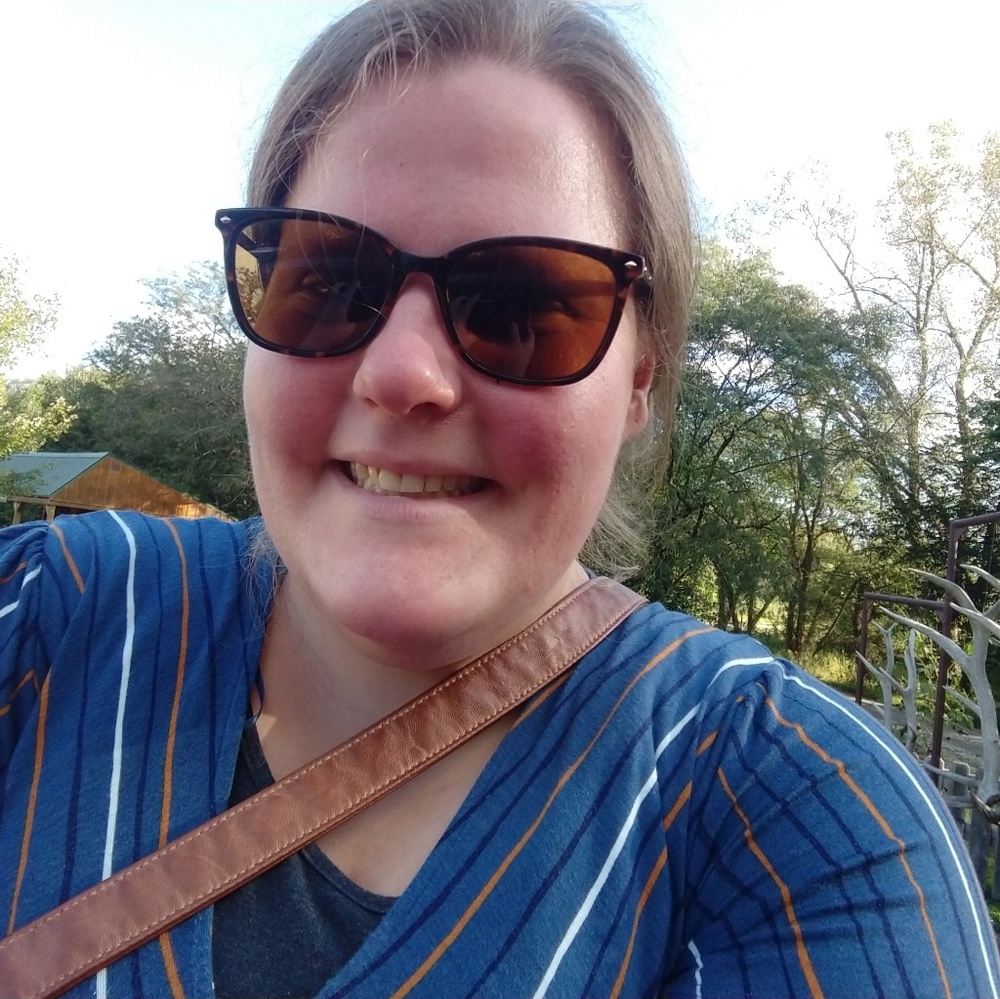 Meet your Posher, Sarah